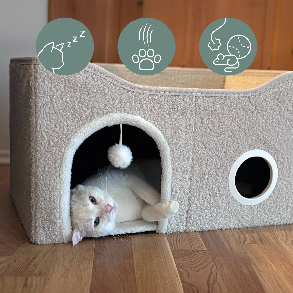 Cuccia chiusa per gatto PAWY EB beige con ingresso rotondo e pallina di hjh LIVING