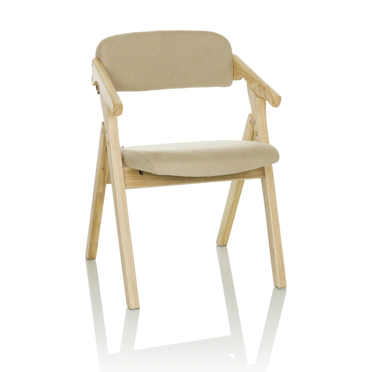 Sedia pieghevole SCANDIO beige con braccioli e struttura in legno di hjh OFFICE – vista a 360° (vista frontale 15°)