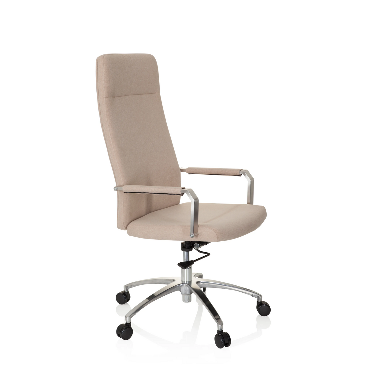 Beiger Homeoffice-Bürostuhl SARANTO PLUS I mit Armlehnen und Fußkreuz mit fünf Rollen von hjh OFFICE – 360-Grad-Ansicht (schräge Frontansicht 60°)