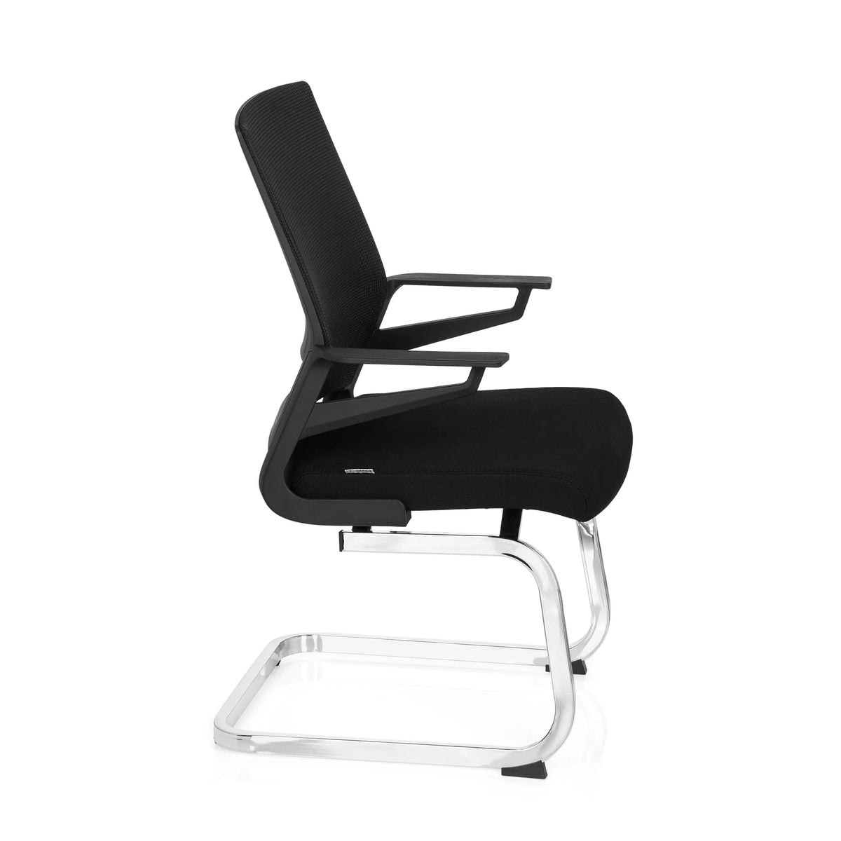 Sedia a sbalzo INVENTOR V nera con schienale in rete, braccioli e base a slitta di hjh OFFICE – vista a 360° (profilo laterale 80°)