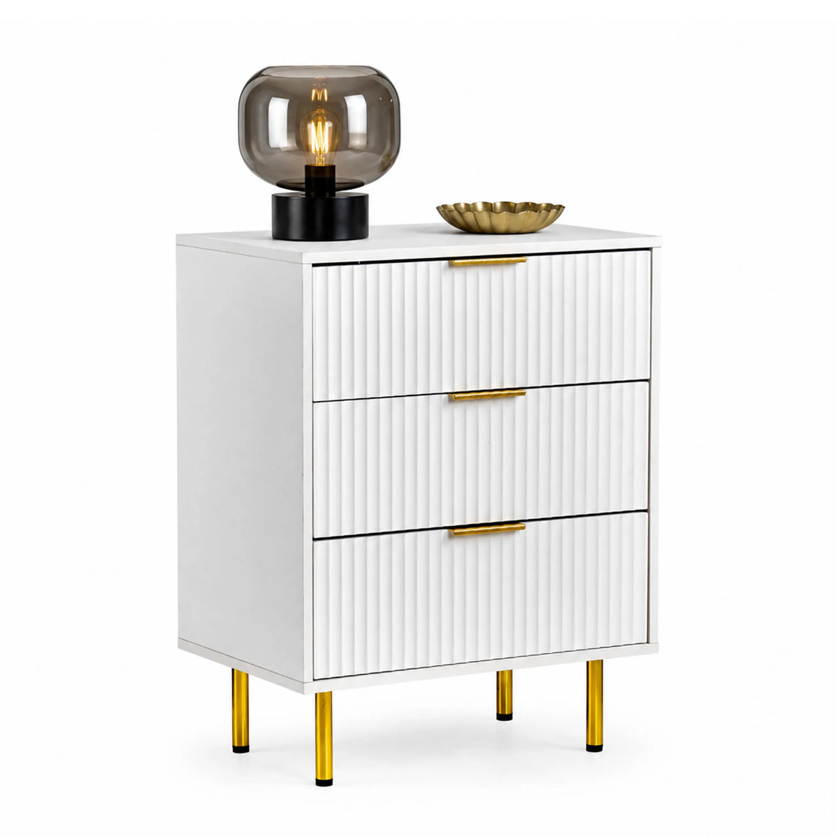 Cassettiera bianca Hjelle K con tre cassetti scanalati, maniglie dorate e quattro gambe color oro di hjh LIVING