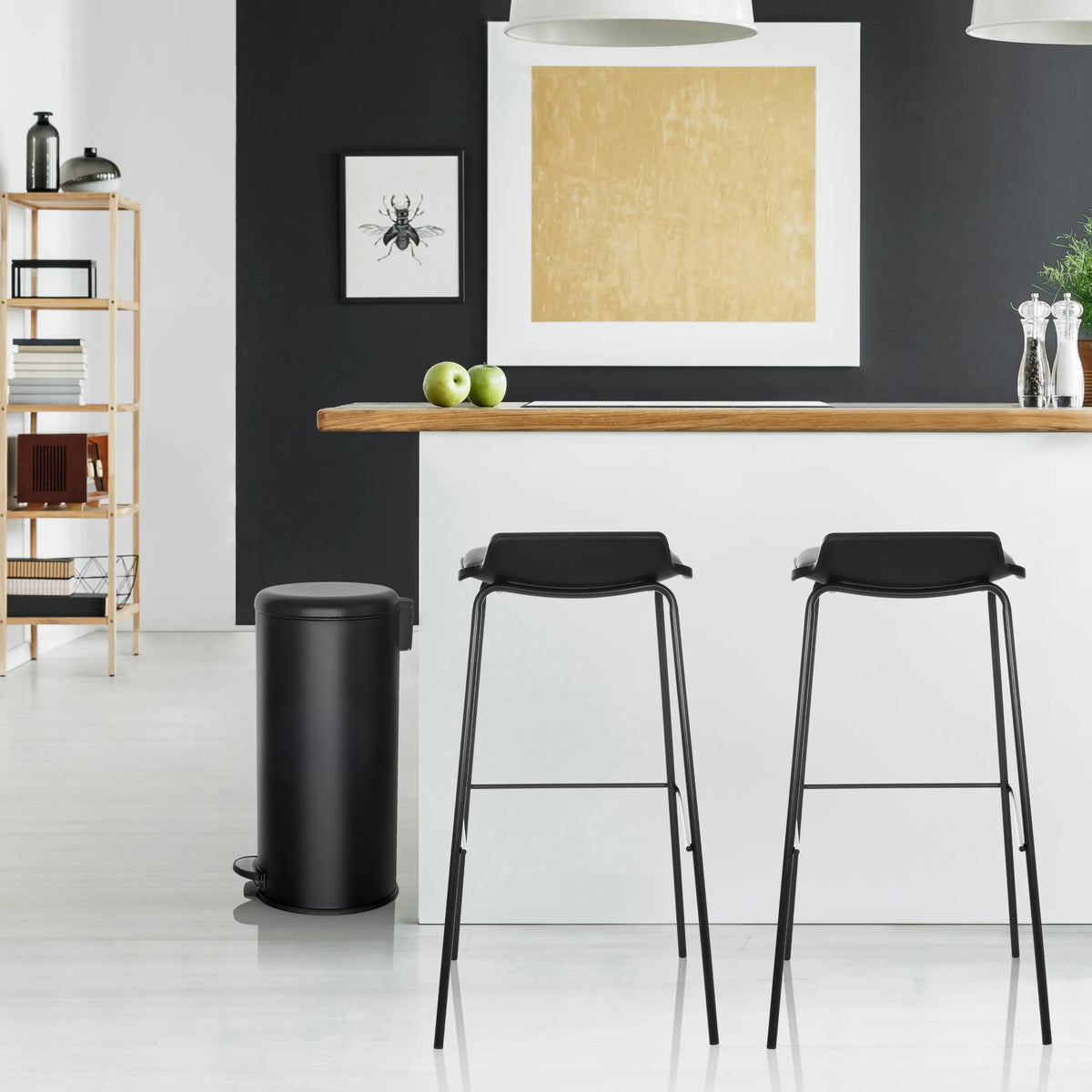 Cestino nero CLEAN STEP con capacità di 30 litri di hjh OFFICE