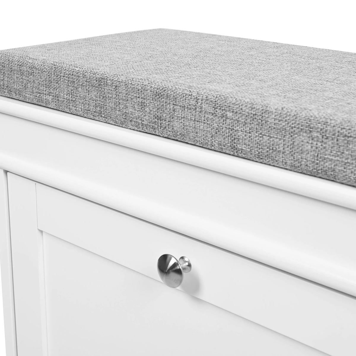Cuscino per seduta grigio e cassetto bianco con pomello in metallo della scarpiera Estha 11 di hjh LIVING