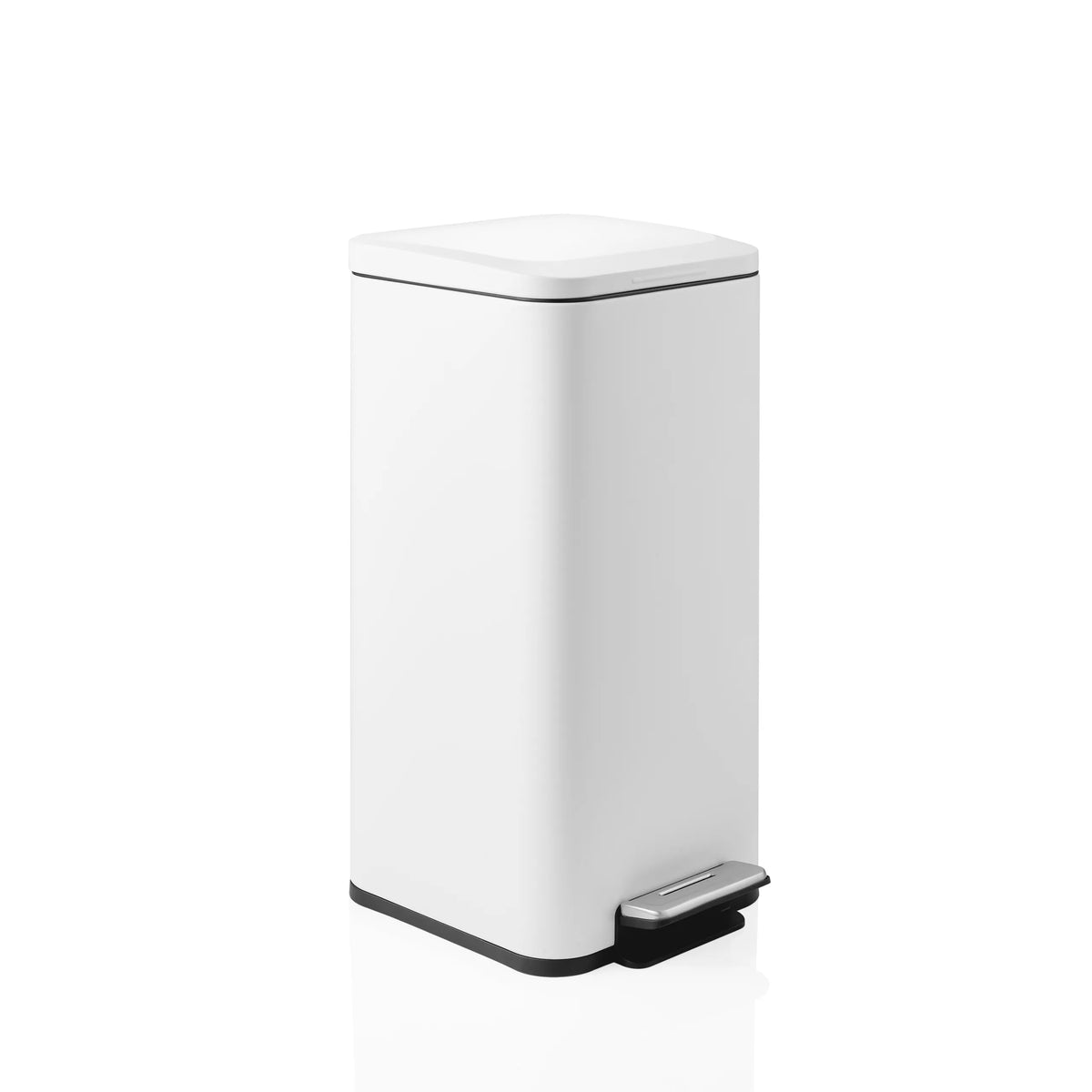 Cestino Clean Square bianco con pedaliera argentata di hjh OFFICE – vista a 360° (vista frontale a tre quarti 45°)
