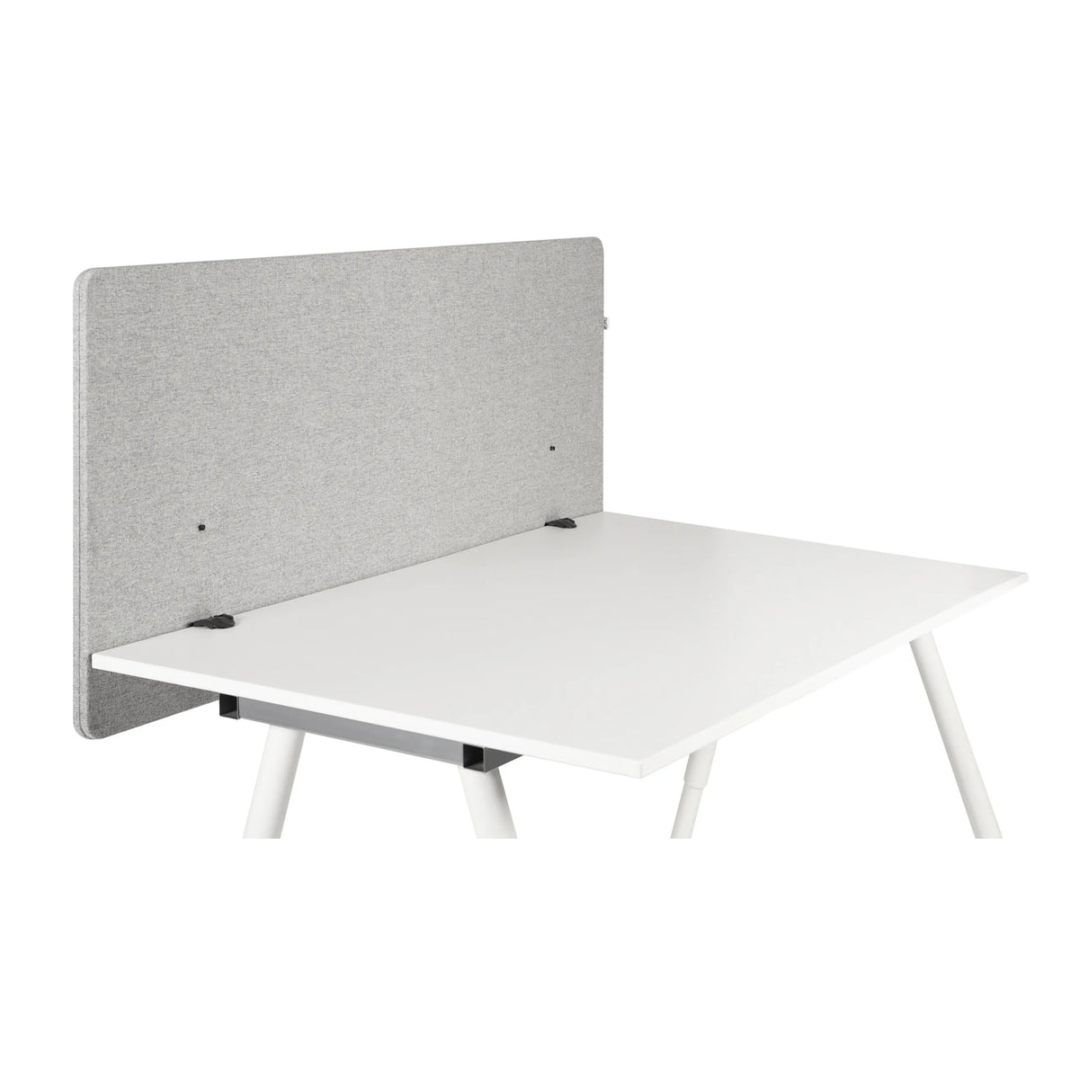 Divisorio per scrivania FLEXMIUT D 120 grigio chiaro mélange su una scrivania bianca di hjh OFFICE – vista a 360° (vista frontale 0°)
