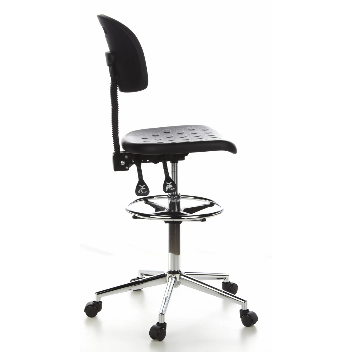 Sedia da banco nera TOP WORK 23 con poggiapiedi e base a cinque ruote di hjh OFFICE – vista a 360° (profilo laterale 100°)
