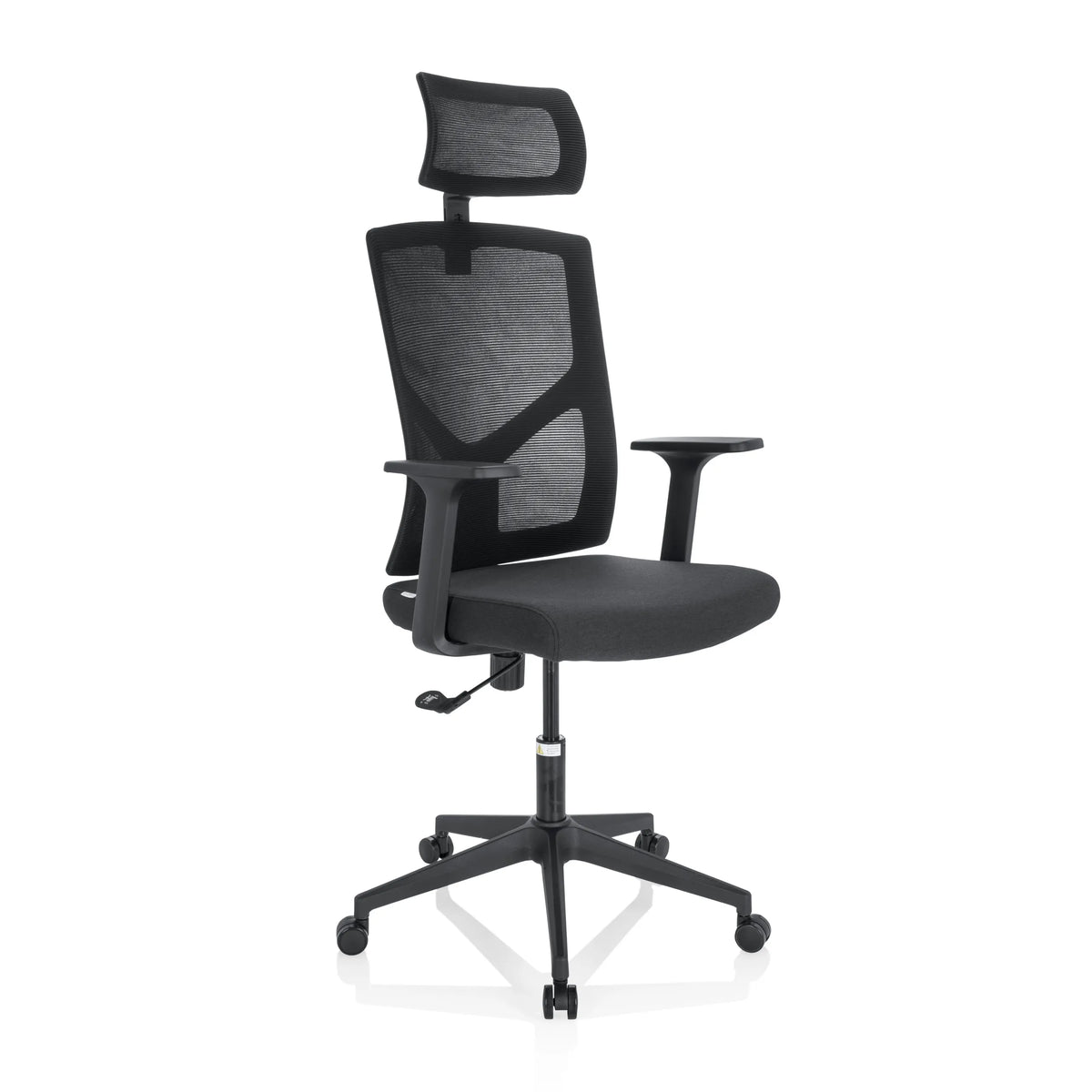 Sedia Home Office BRETON B nera con schienale in rete, poggiatesta e base a cinque ruote di hjh OFFICE – vista a 360° (vista frontale a tre quarti 40°)