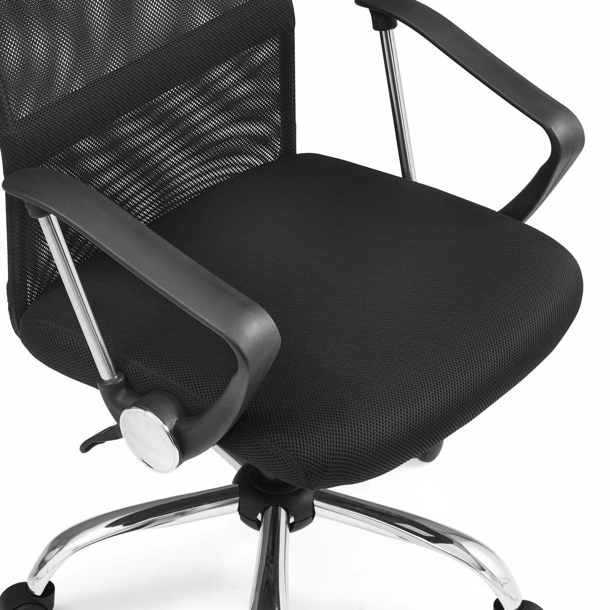 Seduta e braccioli della poltrona Home Office PURE NET in nero con rivestimento in rete di hjh OFFICE