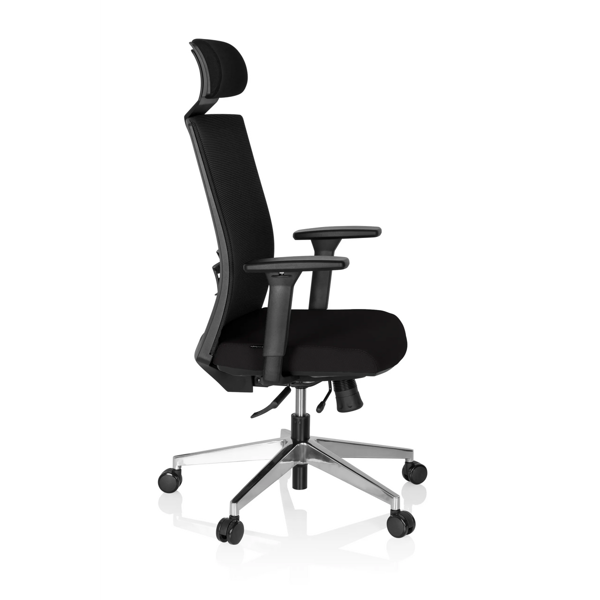 Poltrona professionale CAPTIVA nera con schienale in rete, poggiatesta e base a cinque ruote di hjh OFFICE – vista a 360° (profilo laterale 80°)