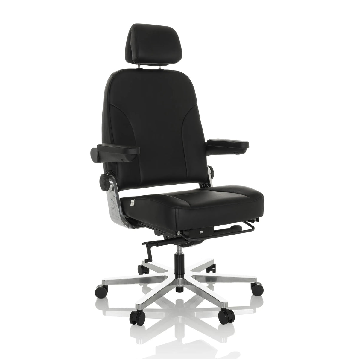 Sedia girevole XXL 24 HOURS F nera in pelle con poggiatesta e base a cinque ruote di hjh OFFICE – vista a 360° (vista frontale a tre quarti 30°)