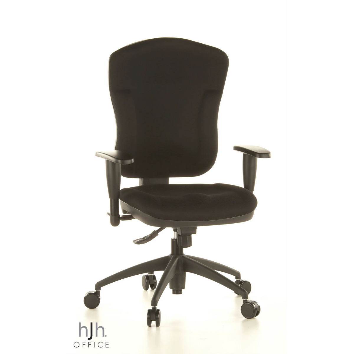 Sedia da ufficio professionale WELLPOINT 30 K2 nera con braccioli e base a cinque ruote di Topstar – vista a 360° (vista frontale 20°)