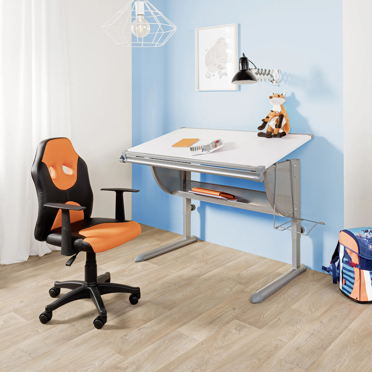 Sedia girevole per bambini KID GAME AL in nero e arancione con ruote e braccioli di hjh OFFICE