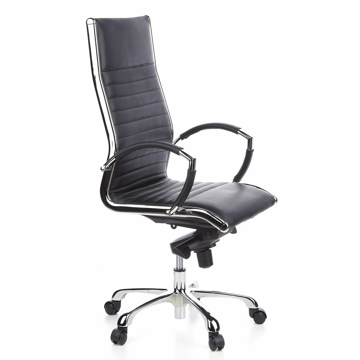 Poltrona professionale PARMA 20 nera con rivestimento in pelle trapuntata e base a cinque ruote di hjh OFFICE – vista a 360° (vista frontale a tre quarti 60°)