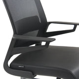 Bracciolo e seduta della sedia a sbalzo INVENTOR V PRO in nero con schienale in rete di hjh OFFICE