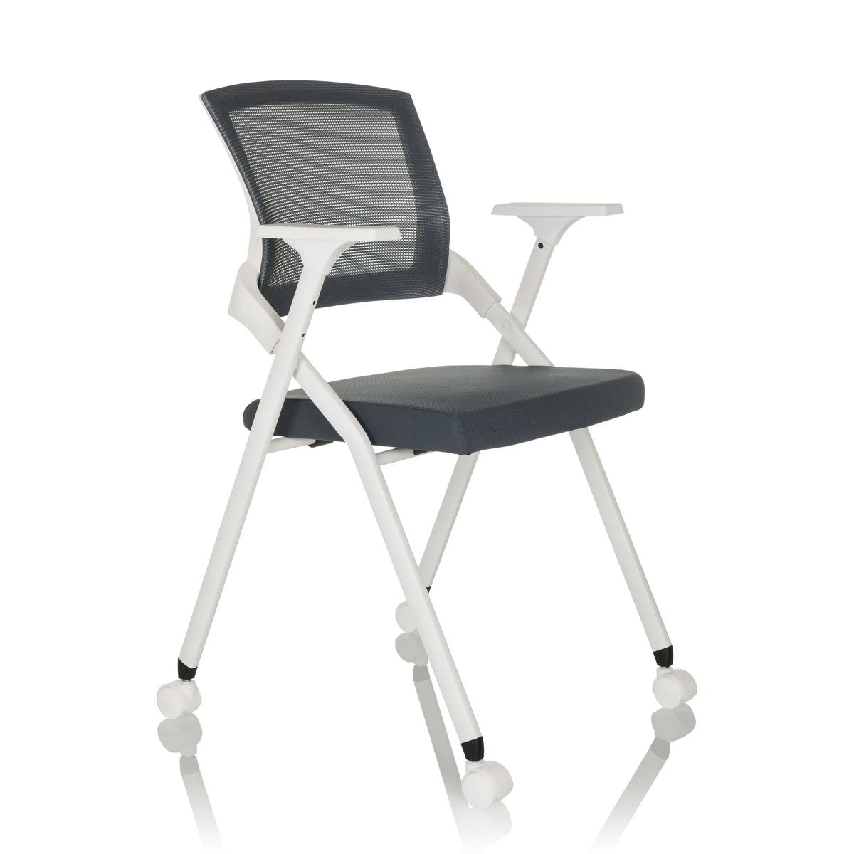 Sedia pieghevole PRIORITY II W grigia con schienale in rete, braccioli e ruote di hjh OFFICE – vista a 360° (vista frontale a tre quarti 45°)