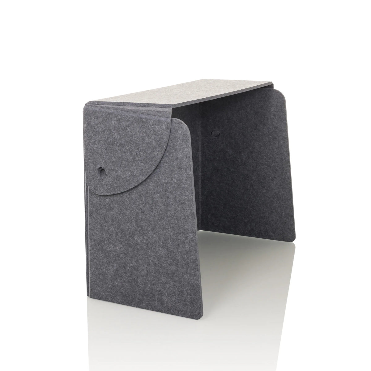 Divisorio per scrivania grigio FLEXMIUT FOLD con due uscite per cavi orizzontali di hjh OFFICE – vista a 360° (vista frontale a tre quarti 60°)