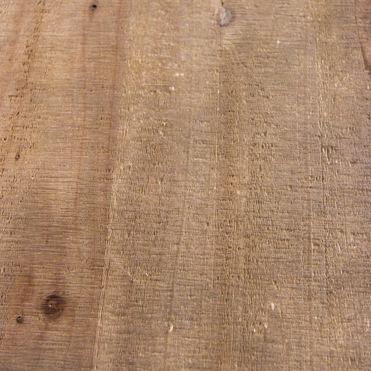 Struttura in legno di colore marrone scuro della madia CONTINENTO S di hjh LIVING