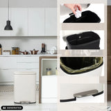 Cestino CLEAN XV beige con secchiello interno rimovibile e pedale di hjh OFFICE (immagine generata dall’IA)