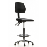 Sedia da banco TOP WORK 11 nera con poggiapiedi e base a cinque razze di hjh OFFICE – vista a 360° (vista frontale a tre quarti 40°)