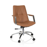 Sedia Home Office SARANTO II color cammello con trapuntatura e base a cinque ruote di hjh OFFICE – vista a 360° (vista frontale 20°)
