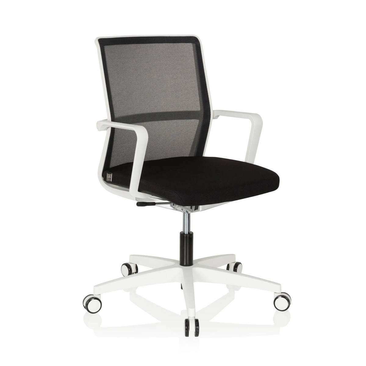 Sedia da ufficio professionale MOVE-TEC NET 3D W bianca e nera con schienale in rete e base bianca a cinque ruote di hjh OFFICE – vista a 360° (vista frontale a tre quarti 40°)