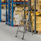 Scala richiudibile SOLID V con tre gradini in alluminio di hjh OFFICE