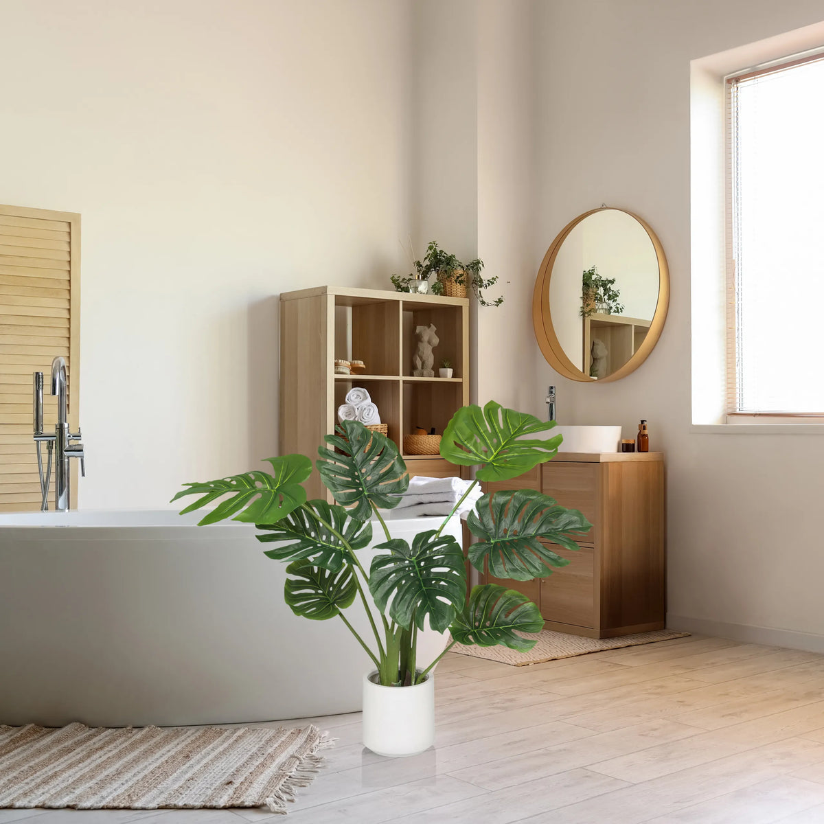 Piante artificiali verde MONSTERA I in un vaso bianco in un bagno di hjh OFFICE