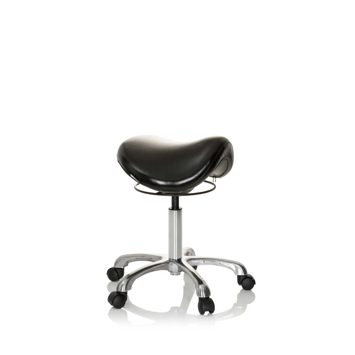 Schwarzer Sattelhocker ORTHO SIT mit Fußkreuz und fünf Rollen von hjh OFFICE – 360-Grad-Ansicht (schräge Frontansicht 60°)