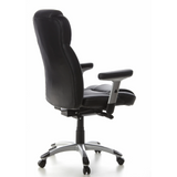 Poltrona professionale EMBASSY 200 L nera con braccioli e base argentata a cinque ruote di hjh OFFICE – vista a 360° (vista posteriore a tre quarti 120°)