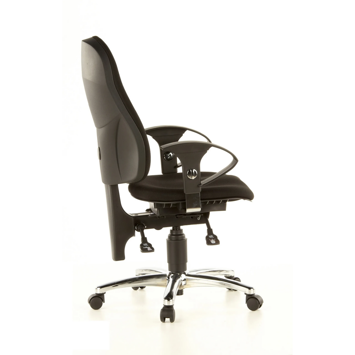 Sedia da ufficio professionale SITNESS 10 nera con braccioli e base a cinque ruote di Topstar – vista a 360° (profilo laterale 100°)