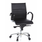 Poltrona professionale PARMA 10 nera con cuciture trasversali e base lucida a cinque ruote di hjh OFFICE – vista a 360° (vista frontale 20°)