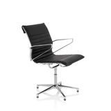Sedia visitatore nera PARIBA V IV con imbottitura trapuntata e base a cinque ruote di hjh OFFICE – vista a 360° (vista frontale a tre quarti 60°)