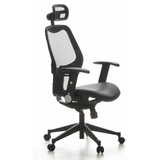 Sedia da ufficio professionale AIR-PORT nera con schienale in rete, seduta in pelle e base a cinque ruote di hjh OFFICE – vista a 360° (vista frontale a tre quarti 60°)