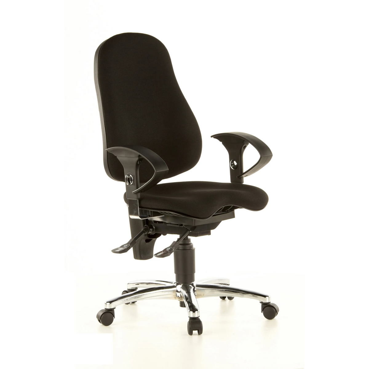 Sedia da ufficio professionale SITNESS 10 nera con braccioli e base a cinque ruote di Topstar – vista a 360° (vista frontale a tre quarti 40°)