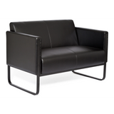 Sofà lounge nero BALI BLACK a due posti con braccioli e struttura in metallo di hjh OFFICE – vista a 360° (vista posteriore 180°)