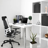 Sedia da ufficio professionale GENIDIA SMART WHITE CM con rivestimento in rete bianco-nero e struttura cromata di hjh OFFICE