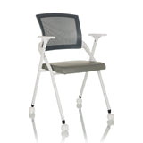 Sedia pieghevole PRIORITY II W PU grigia con schienale in rete, braccioli e ruote di hjh OFFICE – vista a 360° (vista frontale a tre quarti 30°)