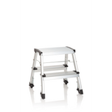 Silberne Klappleiter SOLID VI aus Aluminium mit zwei Stufen von hjh OFFICE – 360-Grad-Ansicht (Frontansicht 20°)