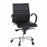 Poltrona professionale PARMA 10 nera con cuciture trasversali e base lucida a cinque ruote di hjh OFFICE – vista a 360° (vista frontale 20°)