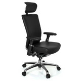 Sedia da ufficio professionale NOVA nera in pelle con poggiatesta e base a cinque ruote di hjh OFFICE – vista a 360° (vista frontale a tre quarti 60°)