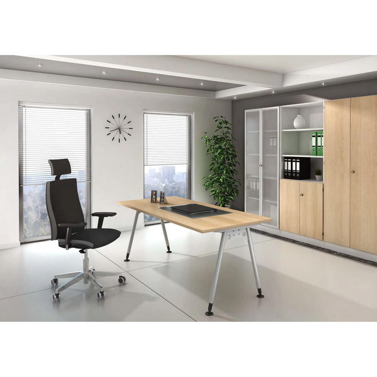 Scrivania regolabile in altezza ATOS 18 S in rovere naturale, 180 x 100 cm di hjh OFFICE PRO