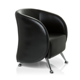 Poltrona imbottita nera ST. LUCIA con piedi in metallo lucidi di hjh OFFICE – vista a 360° (vista frontale a tre quarti 60°)