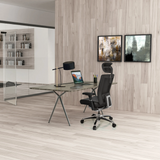 Sedia da ufficio professionale NOVA in pelle nera a una scrivania in un ufficio dal design moderno di hjh OFFICE