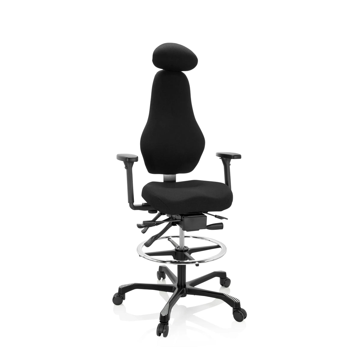 Sedia da banco RESISTIO WORK nera con poggiatesta, anello poggiapiedi e base a cinque ruote di hjh OFFICE – vista a 360° (vista frontale 20°)