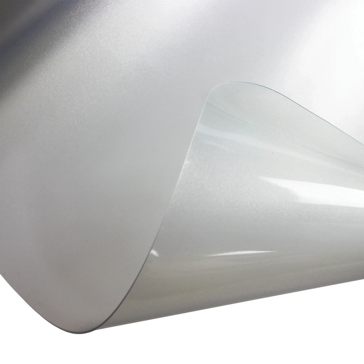 Transparente Polycarbonat-Oberfläche der Bodenschutzmatte ULTIMAT II von Floortex