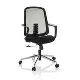 Sedia Home Office SEDIOLO B nera con schienale in rete e base a cinque ruote di hjh OFFICE – vista a 360° (vista frontale a tre quarti 30°)
