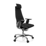 High-end Sedia da ufficio GENIDIA PRO nera con rivestimento in tessuto e base a cinque ruote di hjh OFFICE – vista a 360° (vista frontale a tre quarti 60°)