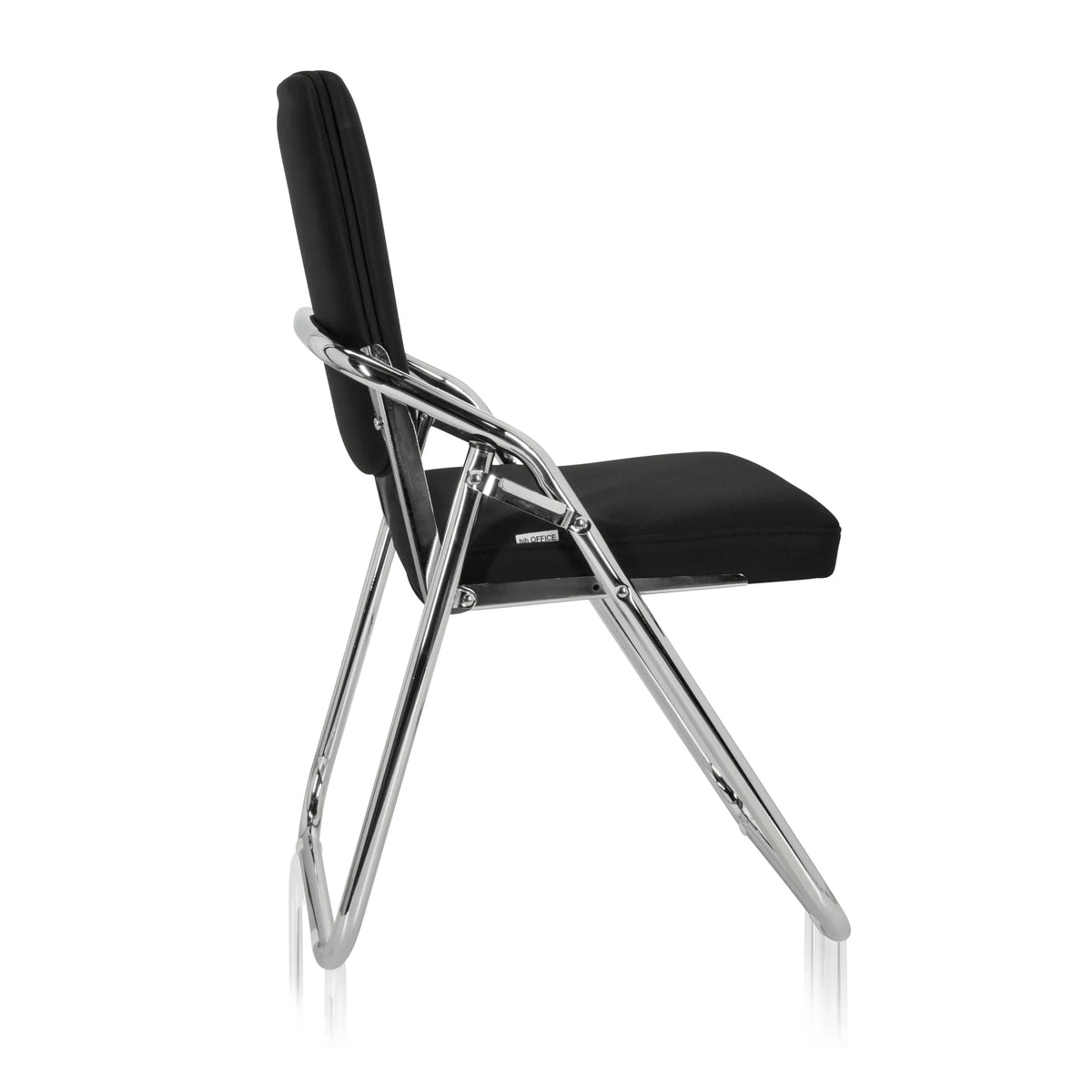Sedia pieghevole ESTO nera con rivestimento in tessuto e struttura cromata di hjh OFFICE – vista a 360° (profilo laterale 100°)