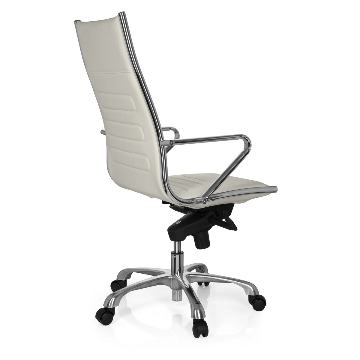 Poltrona professionale PARIBA III color crema con braccioli e base a cinque ruote di hjh OFFICE – vista a 360° (vista posteriore a tre quarti 120°)