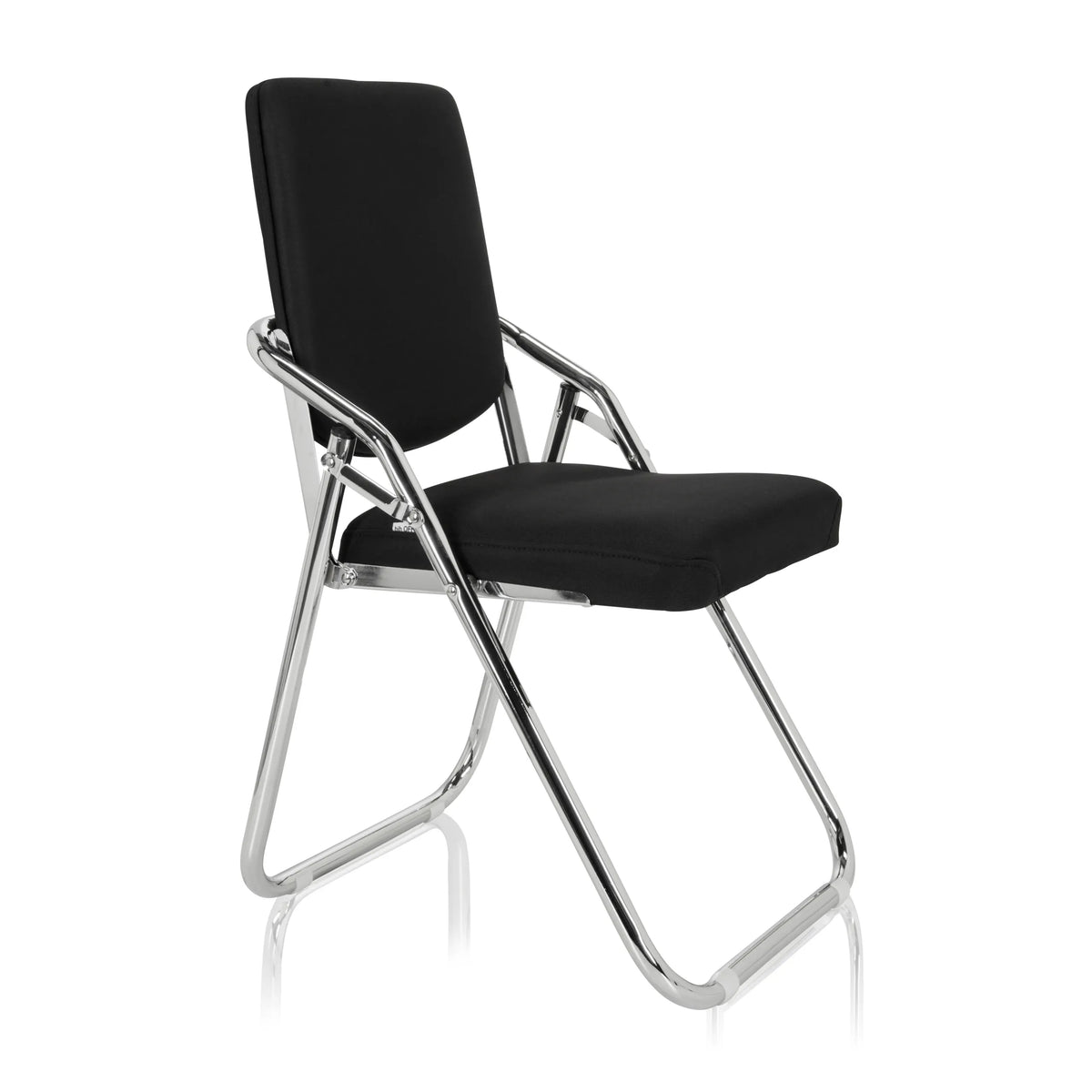 Sedia pieghevole ESTO nera con rivestimento in tessuto e struttura cromata di hjh OFFICE – vista a 360° (vista frontale a tre quarti 60°)